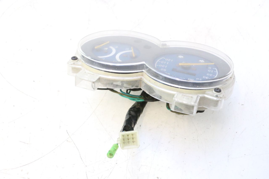 photo de CONTACHILOMETRI CF MOTO E-CHARM 125 (2005 - 2008) - Stato della superficie e materiale