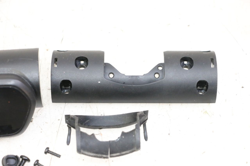 photo de CONTACHILOMETRI SEGWAY NINEBOT E2 1 - Primo piano ad alta risoluzione