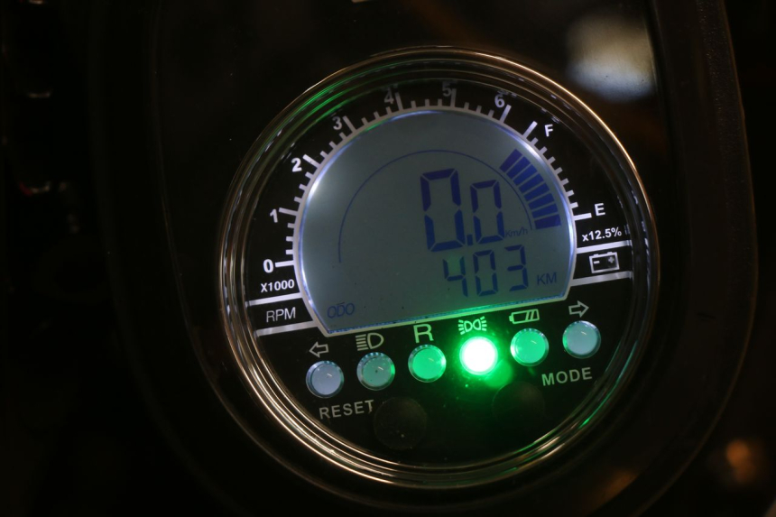 photo de CONTACHILOMETRI EFUN E2GO 1 (2017 - 2021) - Stato della superficie e materiale