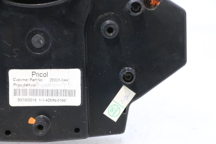 photo de CONTACHILOMETRI KAWASAKI ER-6 ER6 F ABS 650 (2012 - 2016) - Primo piano tecnico