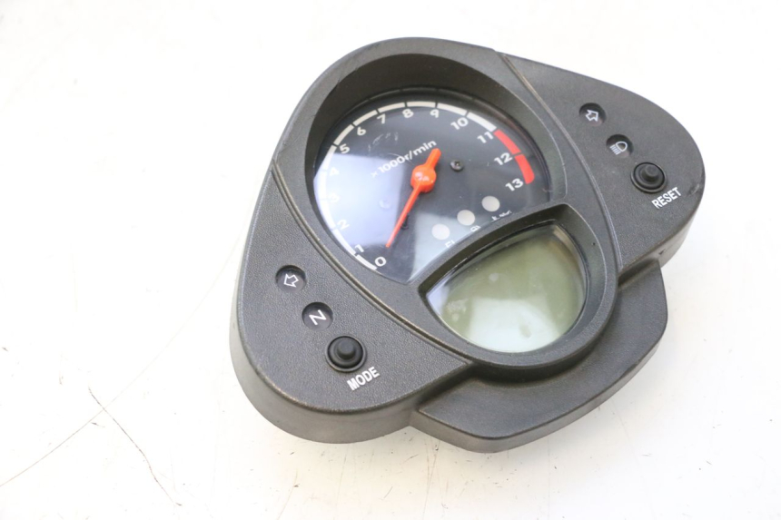photo de CONTACHILOMETRI KAWASAKI ER-6 ER6 N 650 (2005 - 2009) - Caratteristiche distintive