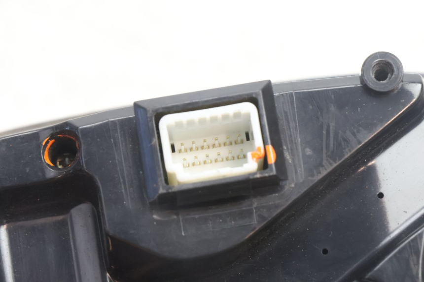 photo de CONTACHILOMETRI ASKOLL ESPRO 1 - Stato della superficie e materiale