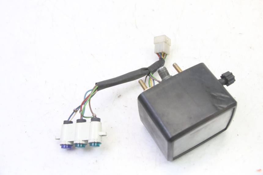 photo de CONTACHILOMETRI APRILIA ETX 125 (1998 - 2002) - Dettagli dei punti di fissaggio