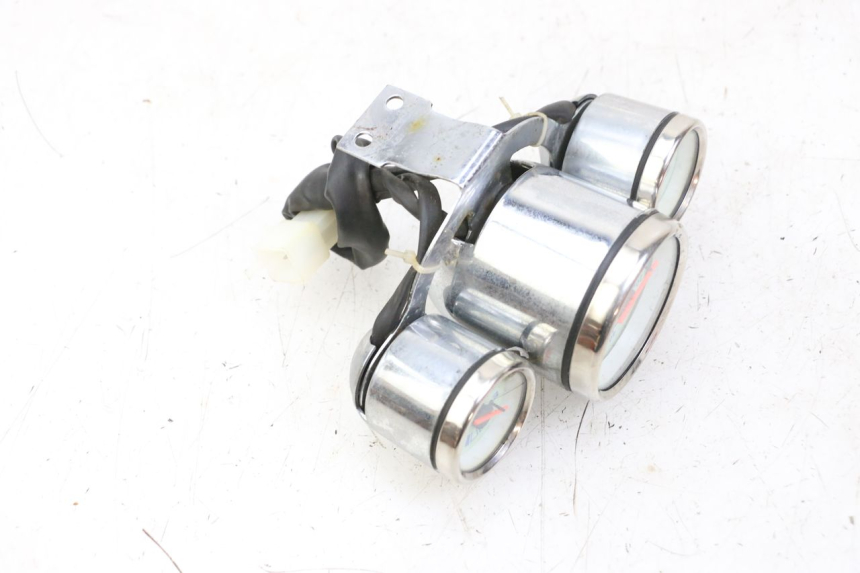 photo de CONTACHILOMETRI EUROCKA RETRO 50 (2007 - 2014) - Stato della superficie e materiale