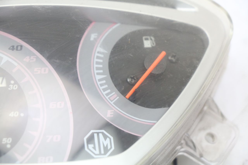 photo de CONTACHILOMETRI JM MOTORS EVOLIS 4T 50 (2018 - 2022) - Primo piano tecnico