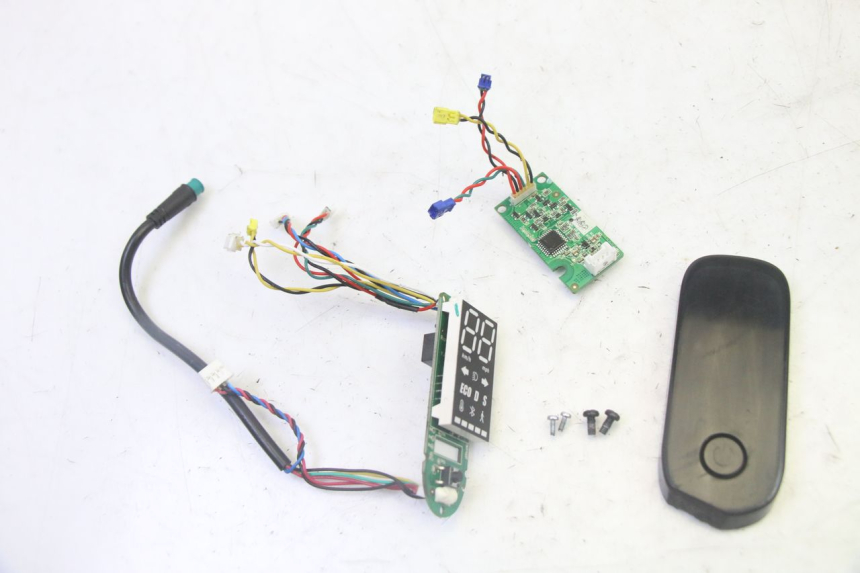 photo de CONTACHILOMETRI SEGWAY NINEBOT F65I 1 - Vista principale