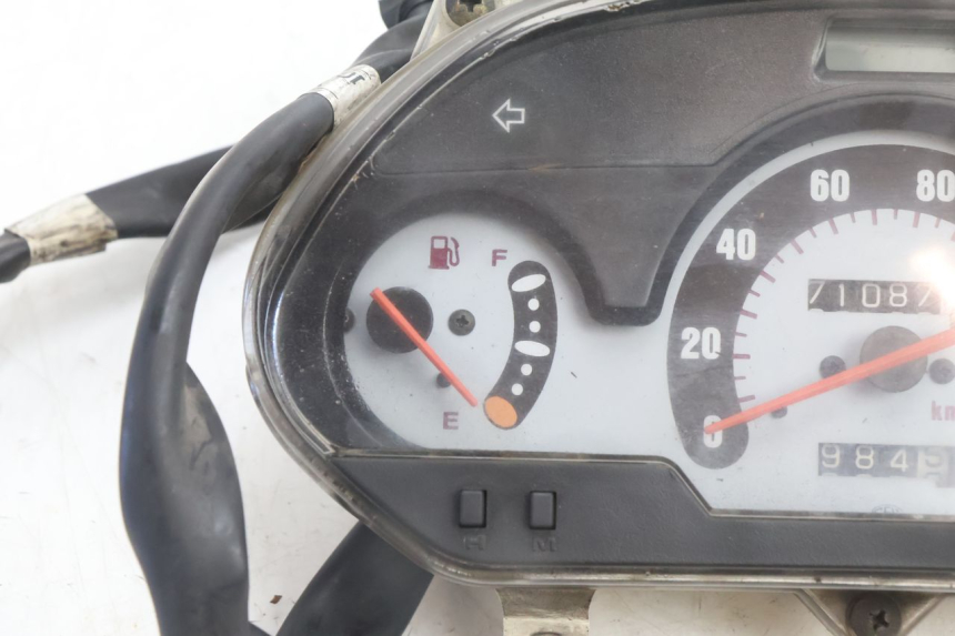photo de CONTACHILOMETRI HONDA FES PANTHEON 2T 125 (1998 - 2002) - Dettaglio del componente