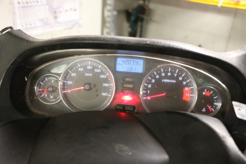 photo de CONTACHILOMETRI HONDA FES S-WING SWING ABS 125 (2007 - 2015) - Zoom sullo stato d'uso