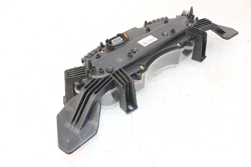 photo de CONTACHILOMETRI HONDA FES S-WING SWING ABS 125 (2007 - 2015) - Stato della superficie e materiale