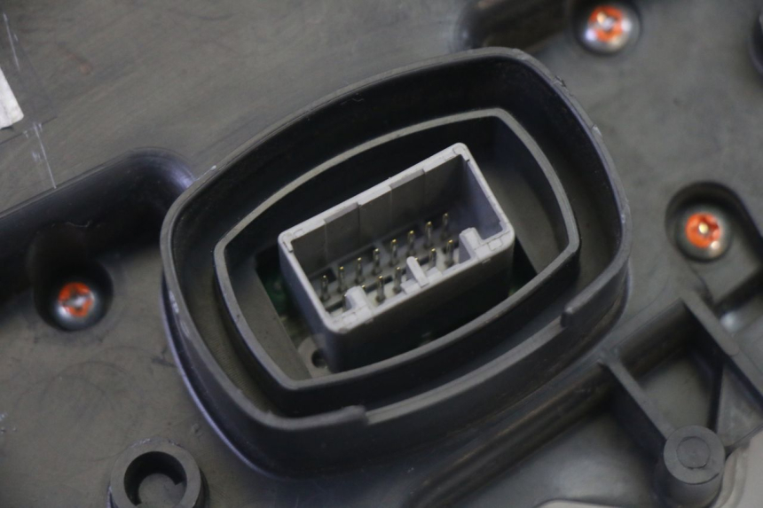 photo de CONTACHILOMETRI HONDA FES S-WING SWING ABS 125 (2007 - 2015) - Zoom sui componenti