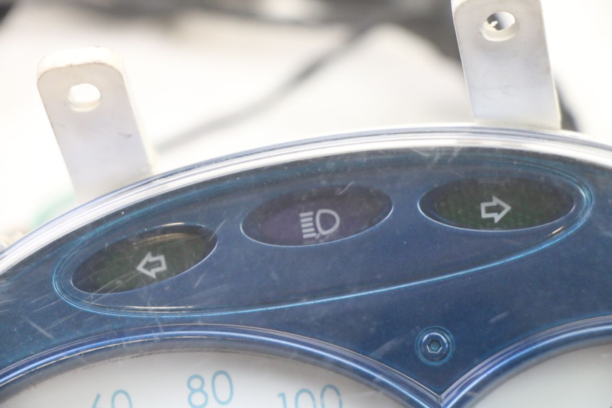 photo de CONTACHILOMETRI SYM FIDDLE 125 (2008 - 2010) - Primo piano tecnico