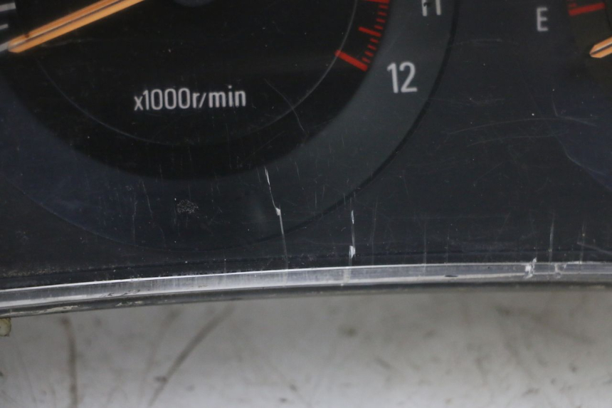 photo de CONTACHILOMETRI YAMAHA FJ 36Y 1100 (1984 - 1985) - Primo piano ad alta risoluzione