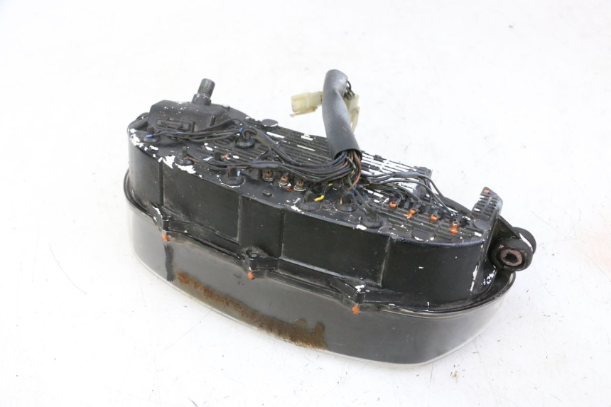 photo de CONTACHILOMETRI YAMAHA FJ 36Y 1100 (1984 - 1985) - Dettagli dei punti di fissaggio