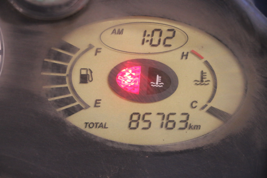 photo de CONTACHILOMETRI HONDA FJS SILVER WING SILVERWING 400 (2005 - 2008) - Zoom sullo stato d'uso