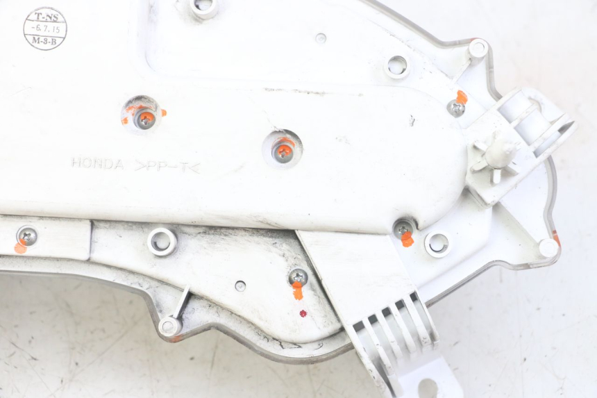 photo de CONTACHILOMETRI HONDA FORZA ABS 300 (2013 - 2017) - Stato della superficie e materiale