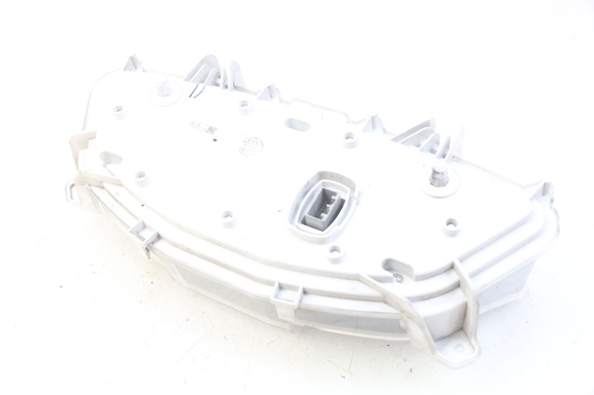 photo de CONTACHILOMETRI HONDA FORZA 125 (2015 - 2016) - Stato della superficie e materiale
