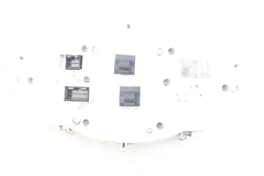 photo de CONTACHILOMETRI GILERA GP 800 (2007 - 2013) - Dettagli dei punti di fissaggio