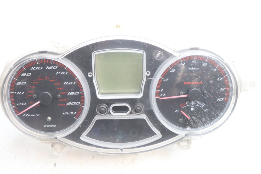 photo de CONTACHILOMETRI GILERA GP 800 (2007 - 2013) - Vista principale