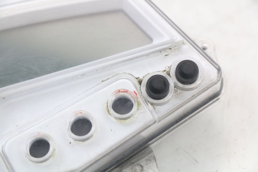 photo de CONTACHILOMETRI NECO GPX LC 2T 50 (2014 - 2018) - Stato della superficie e materiale