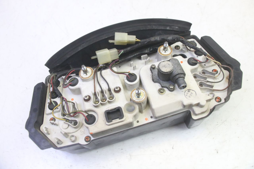 photo de CONTACHILOMETRI KAWASAKI GPX R WARBIRD 600 (1988 - 1993) - Zoom sui componenti