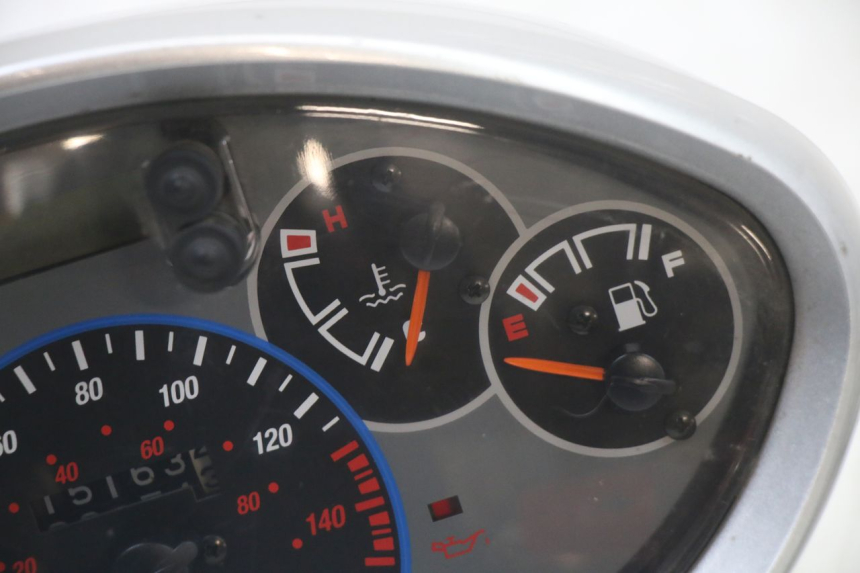 photo de Contachilometri KYMCO GRAND DINK 125 (2008 - 2014) - Primo piano tecnico