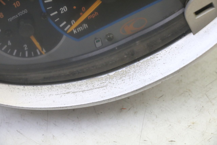 photo de CONTACHILOMETRI KYMCO GRAND DINK 125 (2002 - 2007) - Primo piano tecnico