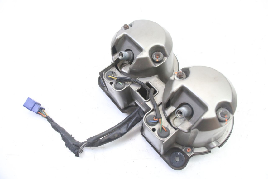 photo de CONTACHILOMETRI SUZUKI GS GSE 500 (2001 - 2003) - Stato della superficie e materiale