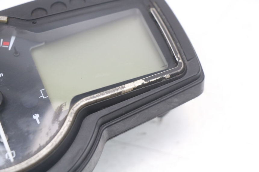 photo de CONTACHILOMETRI SUZUKI GSR 750 (2011 - 2017) - Vista d'insieme del prodotto