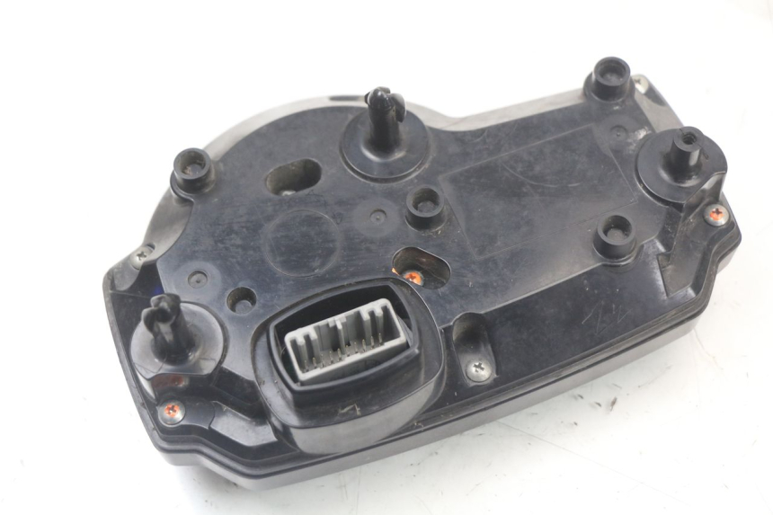 photo de CONTACHILOMETRI SUZUKI GSR 750 (2011 - 2017) - Ricambio usato controllato