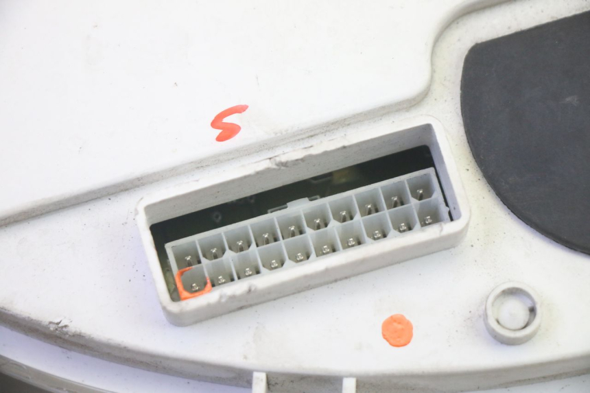 photo de CONTACHILOMETRI SYM GTS EVO 125 (2009 - 2013) - Caratteristiche distintive