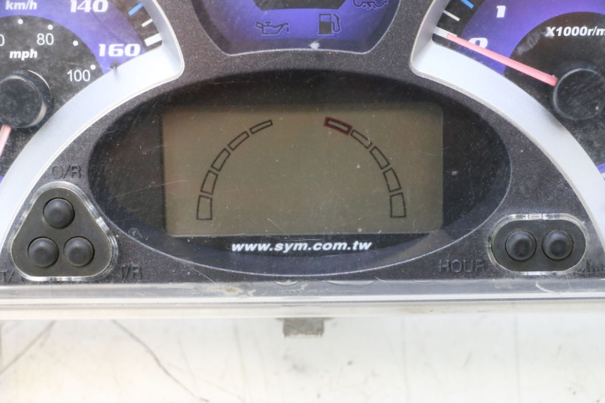 photo de CONTACHILOMETRI SYM GTS EVO 125 (2009 - 2013) - Altra angolazione