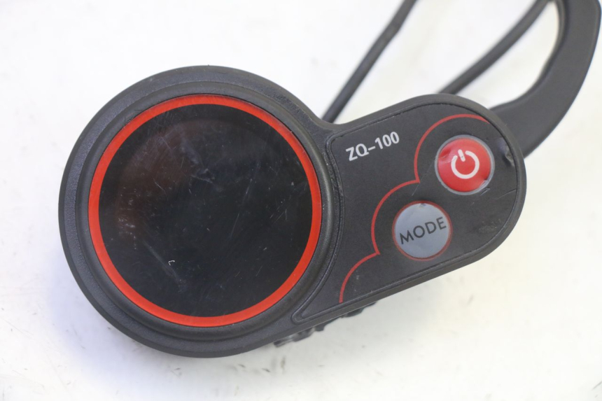 photo de CONTACHILOMETRI HITWAY H5 1 - Dettaglio del componente