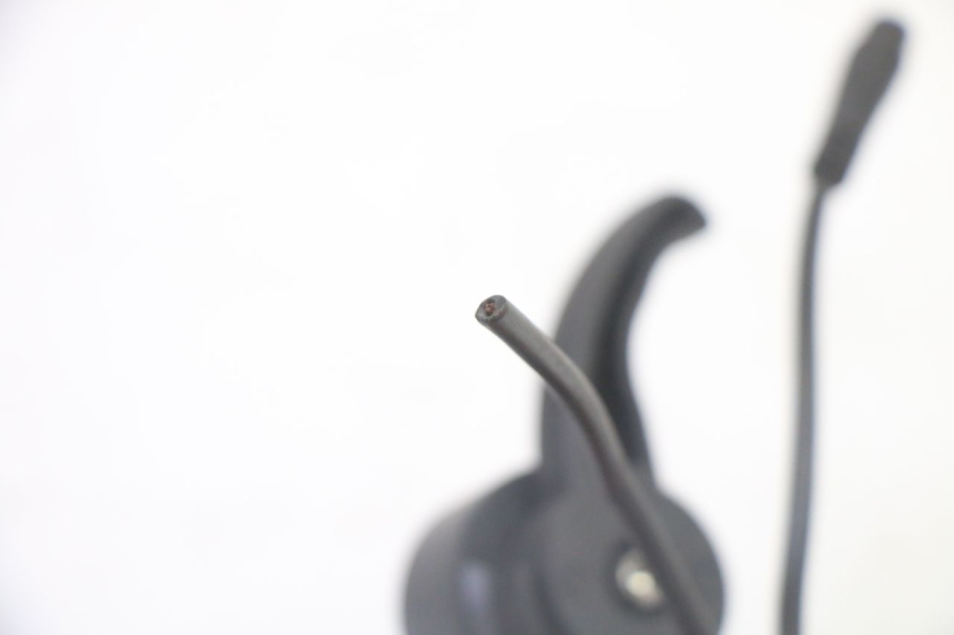 photo de CONTACHILOMETRI HITWAY H5 1 - Dettagli dei punti di fissaggio