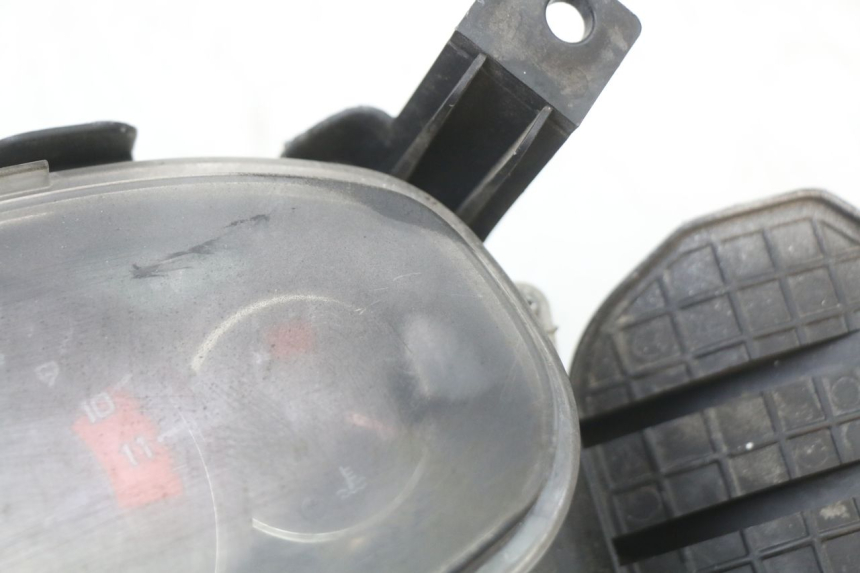 photo de CONTACHILOMETRI HONDA FES S-WING SWING 125 (2007 - 2015) - Primo piano tecnico