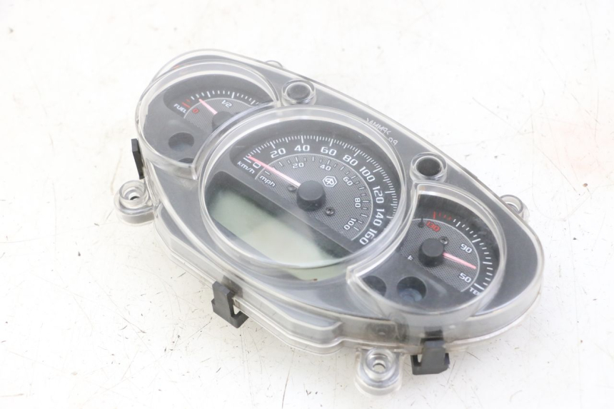 photo de CONTACHILOMETRI PIAGGIO IE MP3 YOURBAN 300 (2011 - 2016) - Altra vista dell'articolo