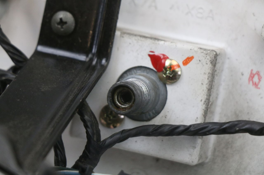 photo de CONTACHILOMETRI SYM JET 14 4T 50 (2018 - 2022) - Marcature e riferimenti originali