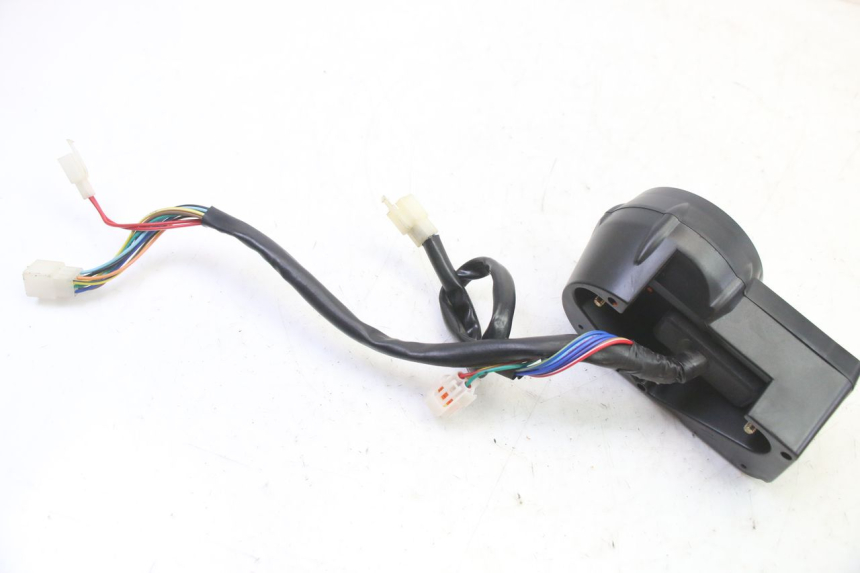 photo de CONTACHILOMETRI KIDEN KD125-G 125 (2018 - 2022) - Dettagli dei punti di fissaggio