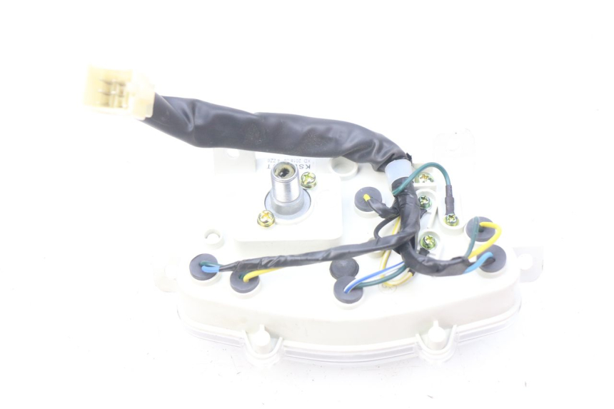 photo de CONTACHILOMETRI PEUGEOT KISBEE 4T 50 (2018 - 2022) - Altra angolazione