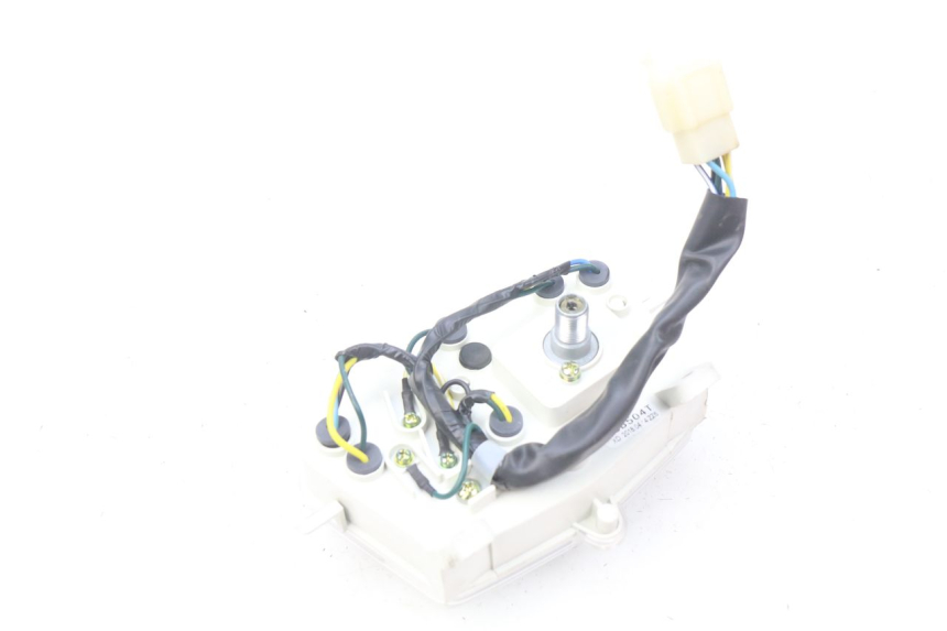 photo de CONTACHILOMETRI PEUGEOT KISBEE 4T 50 (2018 - 2022) - Primo piano tecnico