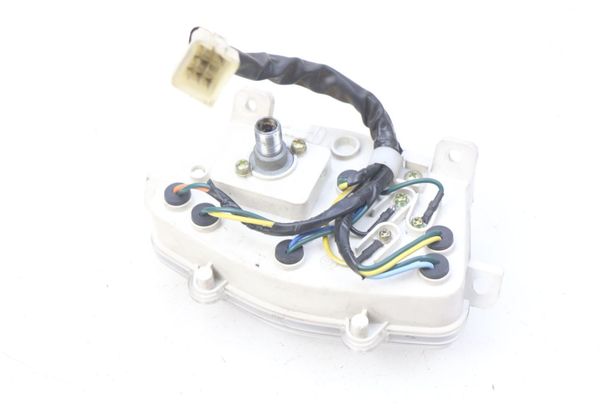 photo de CONTACHILOMETRI PEUGEOT KISBEE 4T 50 (2010 - 2017) - Zoom sullo stato d'uso