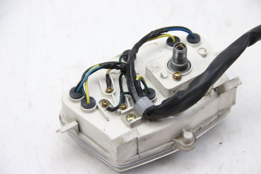 photo de CONTACHILOMETRI PEUGEOT KISBEE 4T 50 (2018 - 2022) - Primo piano tecnico