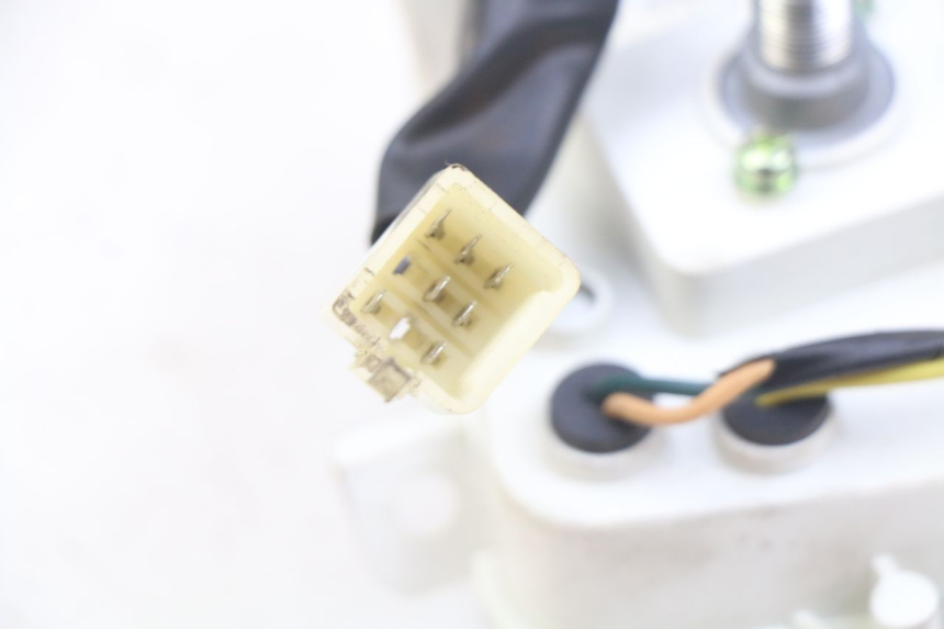 photo de CONTACHILOMETRI PEUGEOT KISBEE 4T 50 (2010 - 2017) - Zoom sullo stato d'uso