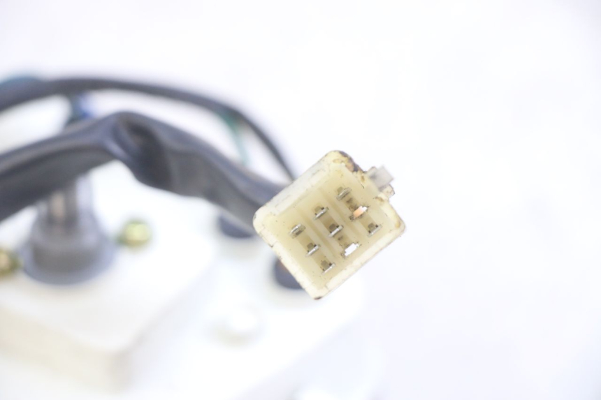 photo de CONTACHILOMETRI PEUGEOT KISBEE 4T 50 (2010 - 2017) - Primo piano tecnico