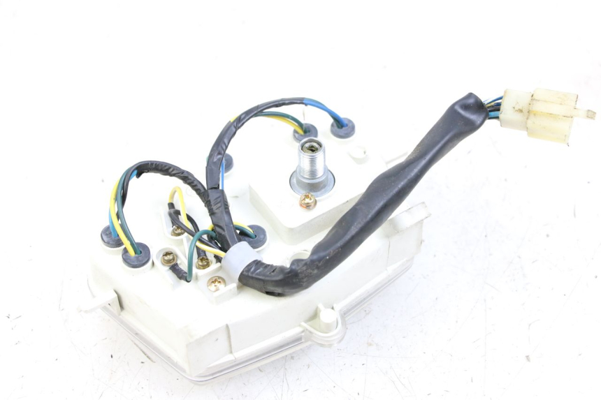 photo de CONTACHILOMETRI PEUGEOT KISBEE 4T 50 (2018 - 2022) - Primo piano tecnico