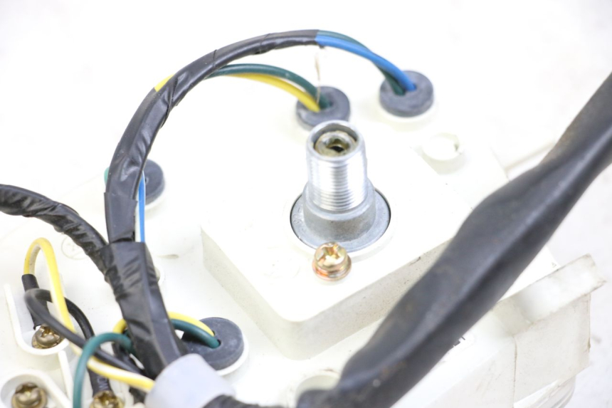 photo de CONTACHILOMETRI PEUGEOT KISBEE 4T 50 (2018 - 2022) - Vista d'insieme del prodotto