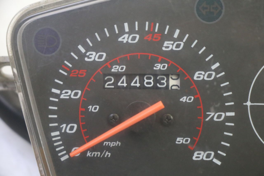 photo de CONTACHILOMETRI PEUGEOT KISBEE 4T 50 (2018 - 2022) - Dettaglio del componente