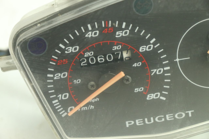 photo de CONTACHILOMETRI PEUGEOT KISBEE 4T 50 (2018 - 2022) - Dettaglio del componente