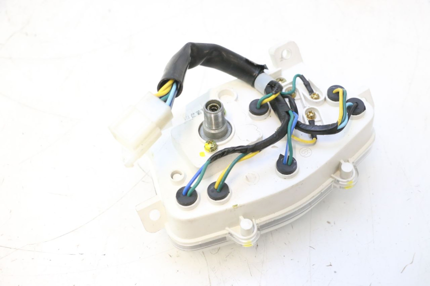 photo de CONTACHILOMETRI PEUGEOT KISBEE 4T 50 (2023 - 2026) - Primo piano tecnico