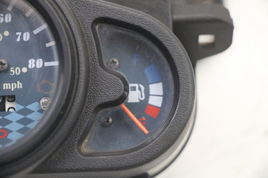 photo de CONTACHILOMETRI KYMCO AGILITY 4T 50 (2018 - 2022) - Primo piano tecnico