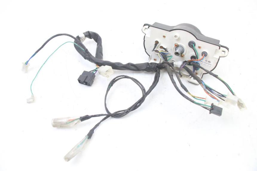 photo de CONTACHILOMETRI KYMCO AGILITY 4T 50 (2018 - 2022) - Stato della superficie e materiale